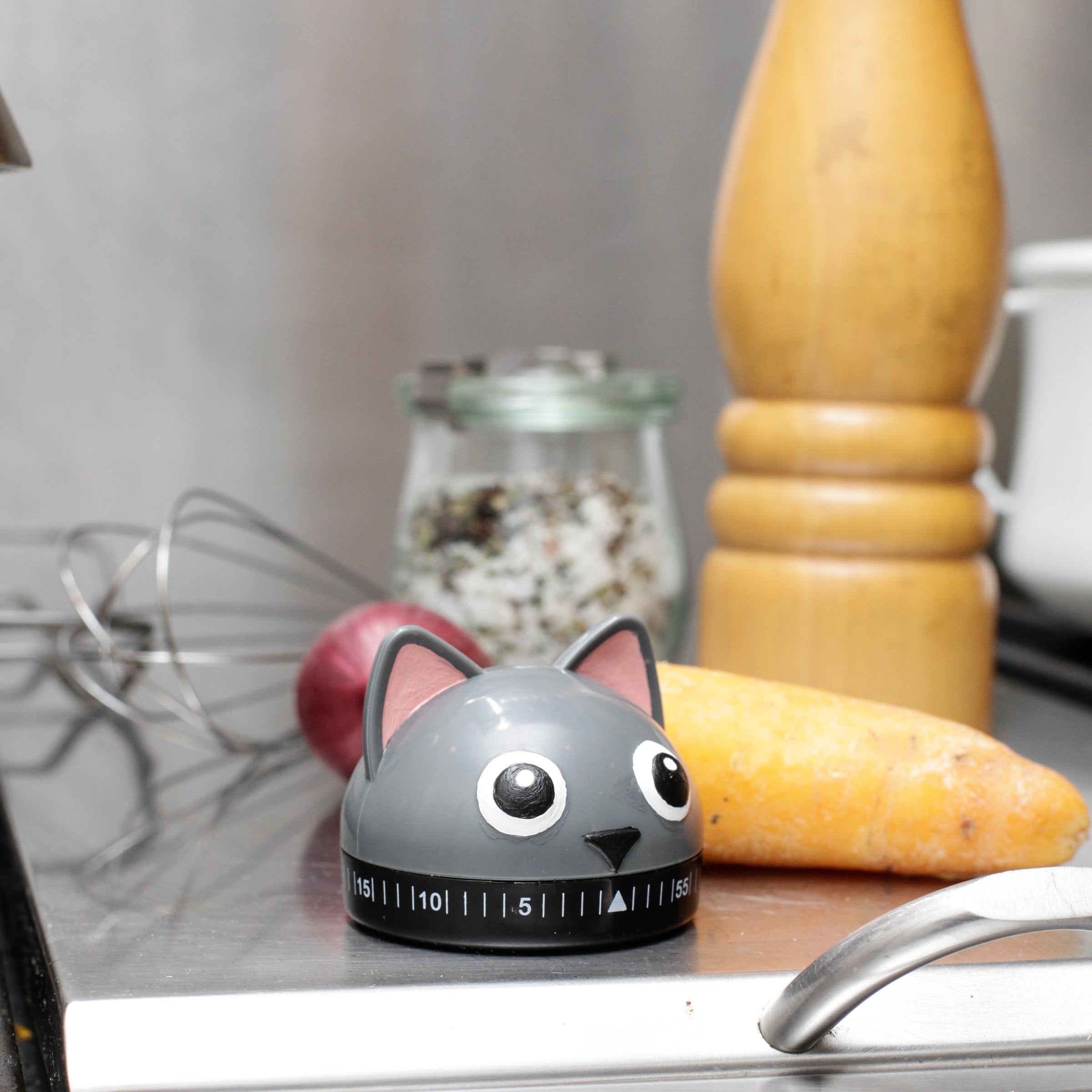 Cat food timer on sale