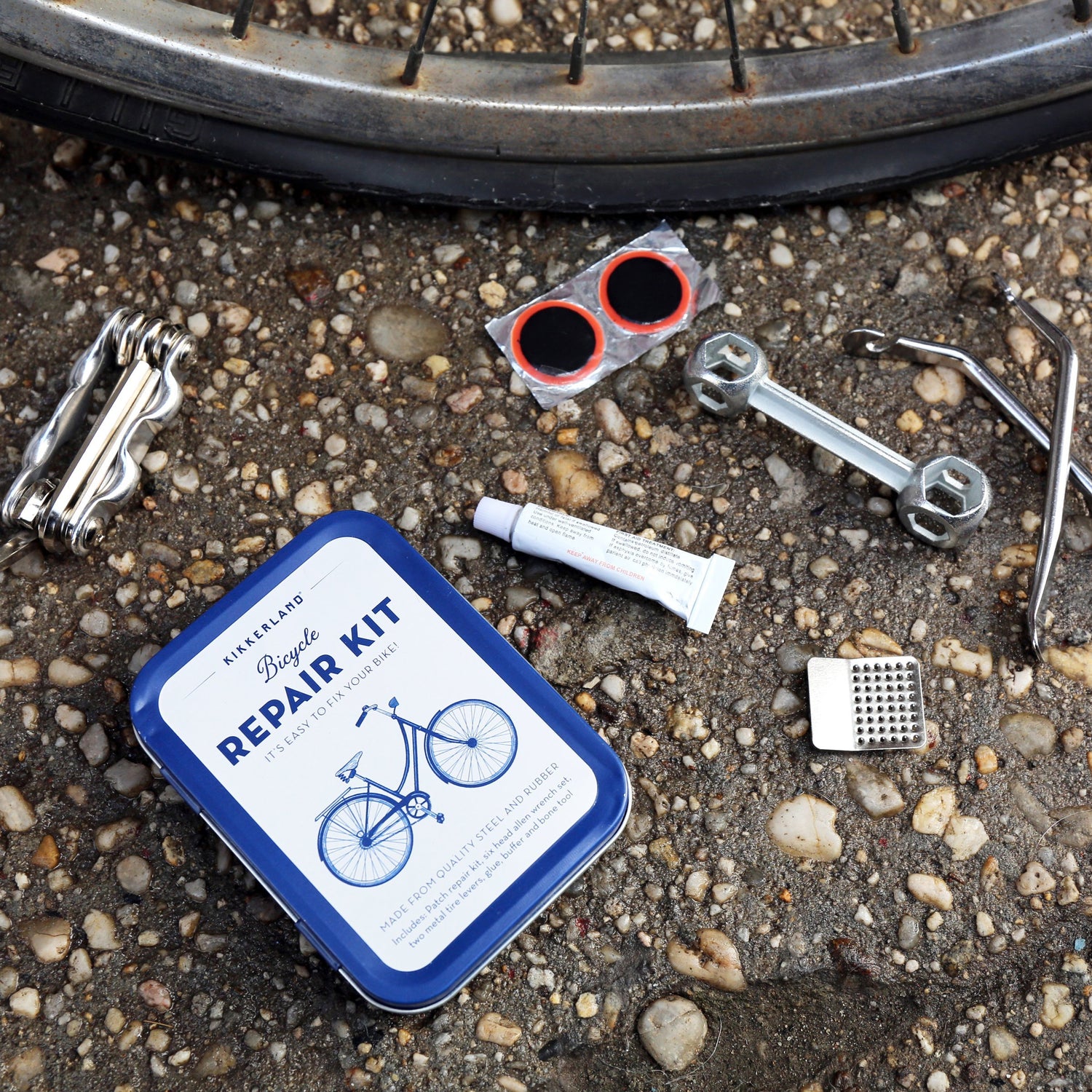 Kit de reparación de bicicletas Tin