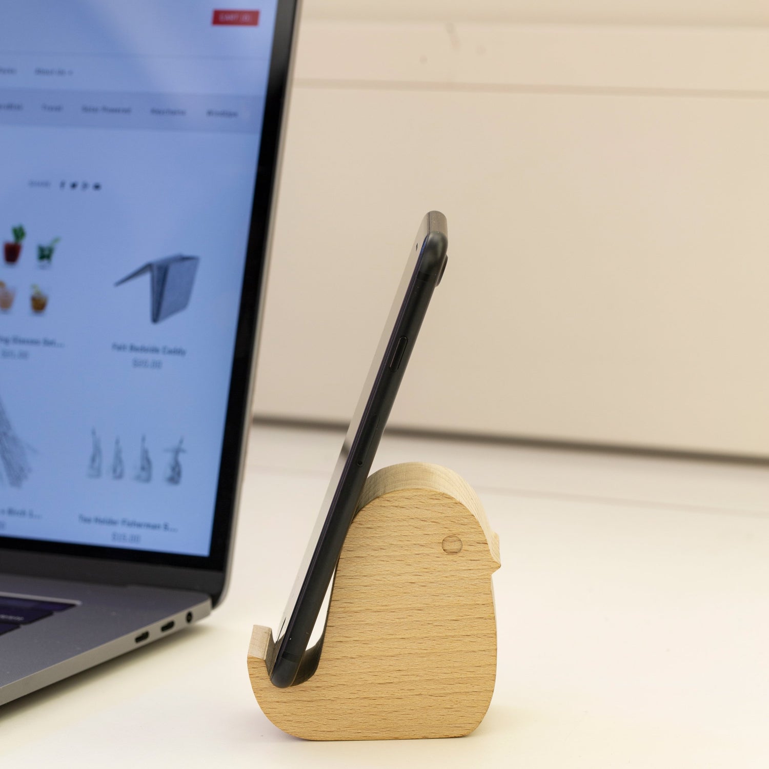 Vogel beukenhout telefoon standaard