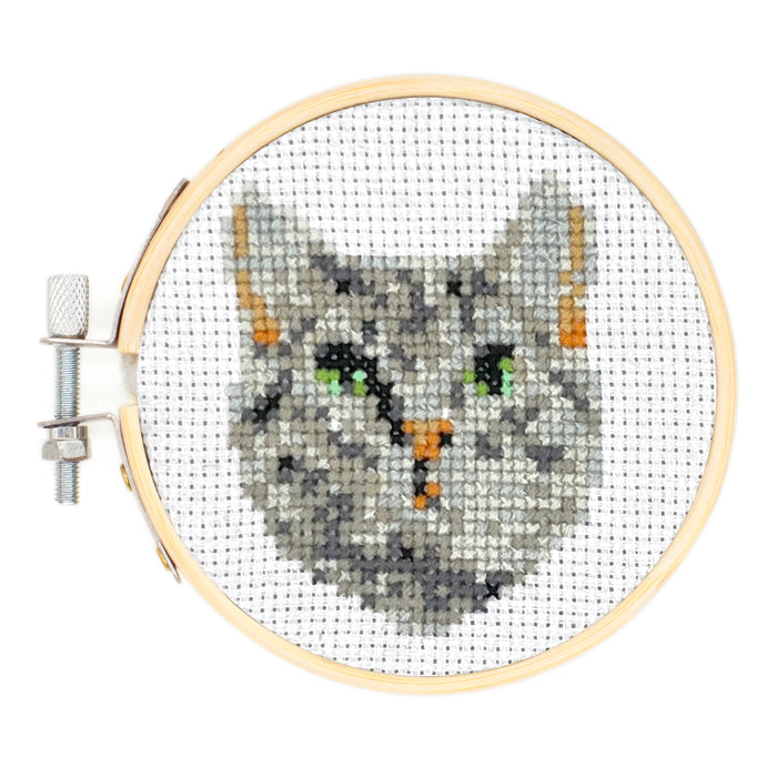 Mini CrossStitch Embroidery Kit Cat — Kikkerland B.V